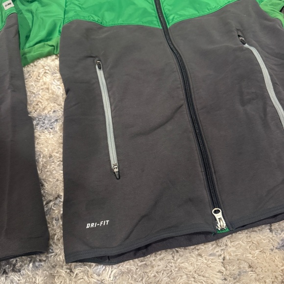 Nike Dri-Fit Green and Black Jacket - Picture 5 of 9